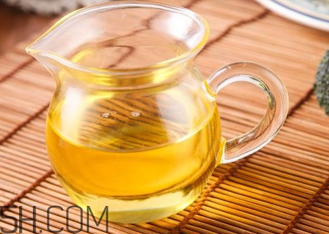 調(diào)和油是什么油？調(diào)和油和花生油哪個(gè)好