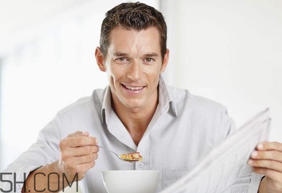 肺氣腫可以吃雞蛋嗎？肺氣腫可以吃蜂蜜嗎？
