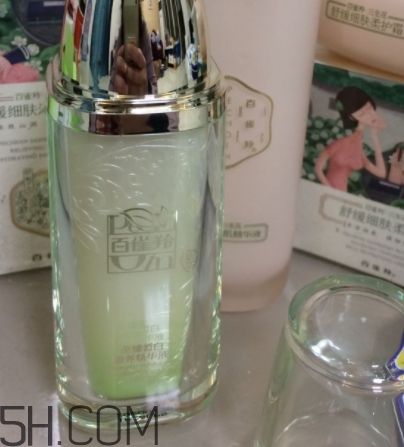 百雀羚精華液怎么打開？百雀羚精華液怎么開蓋
