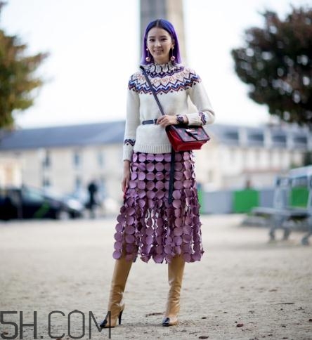 短發(fā)適合穿什么衣服？短發(fā)穿什么衣服好看？