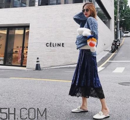 衛(wèi)衣搭配裙子好看嗎？衛(wèi)衣和裙子怎么搭配？