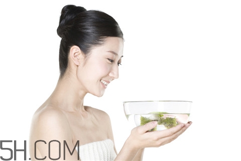青春痘是怎么產(chǎn)生的？青春痘是痤瘡嗎？
