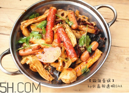 開麻辣香鍋都需要什么設(shè)備？麻辣香鍋什么人不能吃