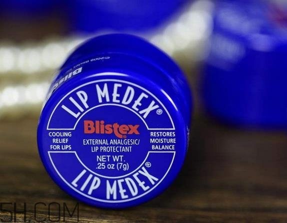 小藍(lán)罐唇膏正品多少錢？小藍(lán)罐唇膏怎么涂抹？