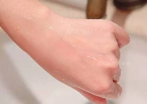 泰國(guó)sa ad na潔面儀怎么用？泰國(guó)sa ad na潔面儀使用方法