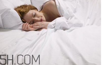 睡眠不好的危害有哪些？晚上如何快速入睡？