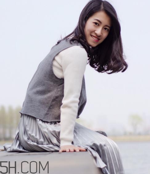 one more的衣服怎么樣？one more衣服貴嗎？