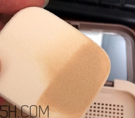 卡姿蘭粉餅保質(zhì)期多長(zhǎng)？卡姿蘭粉餅有效期