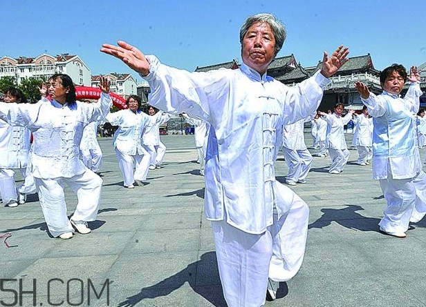 八段錦是誰創(chuàng)立的？八段錦什么時候練最好