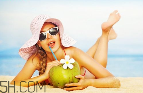 丸美防曬霜的價格是多少？spf50的防曬霜傷皮膚嗎？