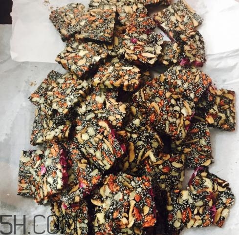 東阿阿膠怎么吃最好？東阿阿膠怎么弄碎？