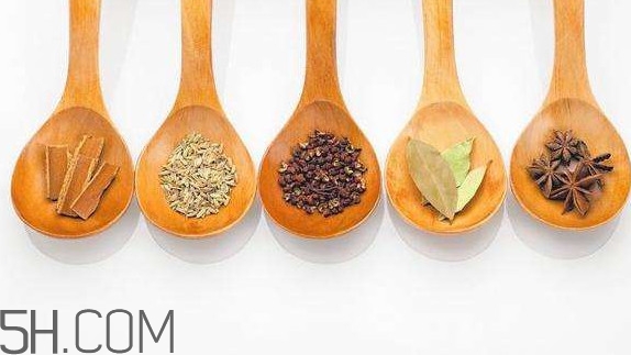 含馬兜鈴酸的藥都不能吃嗎？馬兜鈴酸真的會(huì)致癌嗎