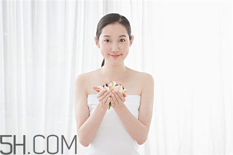 烤瓷牙會(huì)改變臉型嗎？烤瓷牙會(huì)裂嗎？