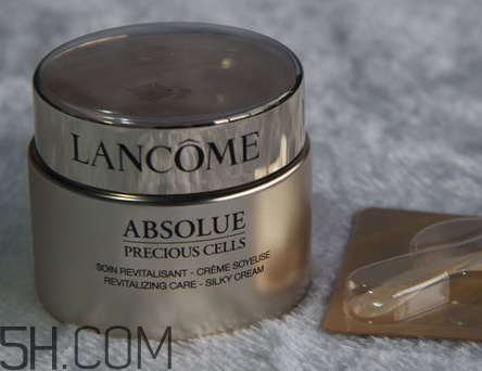 三大貴婦面霜比較_la prairie、Lamer和蘭蔻修復(fù)面霜比較
