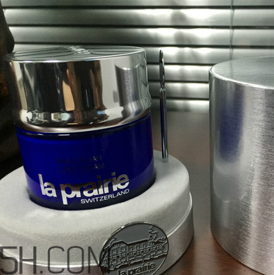 三大貴婦面霜比較_la prairie、Lamer和蘭蔻修復(fù)面霜比較