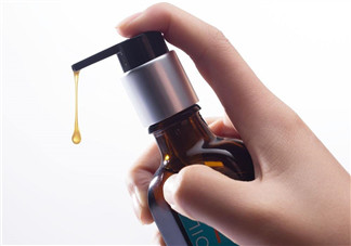 如何用精油護(hù)發(fā)？薰衣草精油護(hù)發(fā)怎么用？