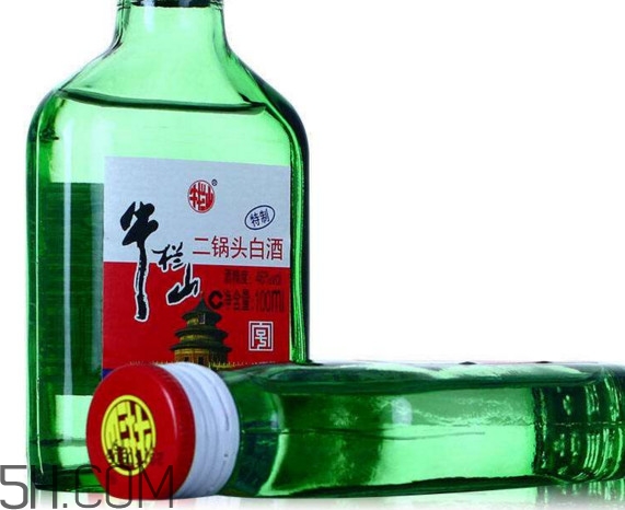 牛欄山二鍋頭是勾兌的嗎？百年牛欄山52度價格