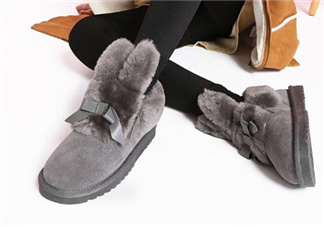 雪地靴防滑嗎？雪地靴什么鞋底好？