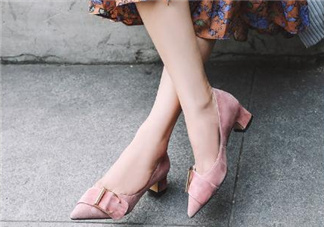 尖頭鞋前面擠腳怎么辦？尖頭鞋擠腳怎么處理？