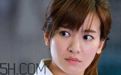 痣上長(zhǎng)毛好不好？小孩點(diǎn)痣最佳年齡