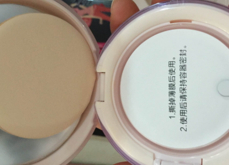 卡姿蘭氣墊cc和瑪麗黛佳哪個好？對比