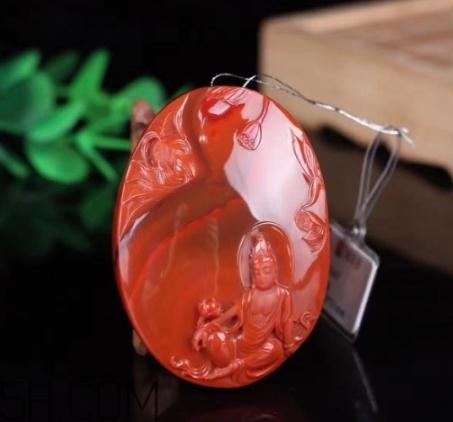 南紅瑪瑙可以泡水嗎？南紅瑪瑙能沾水嗎？