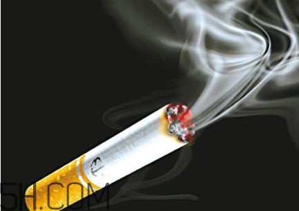 常吸二手煙會(huì)導(dǎo)致煙癮嗎？離抽煙者多遠(yuǎn)能減少二手煙危害