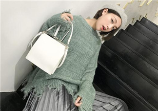 白色包包變黃了怎么辦？白色包包黑了怎么清洗？