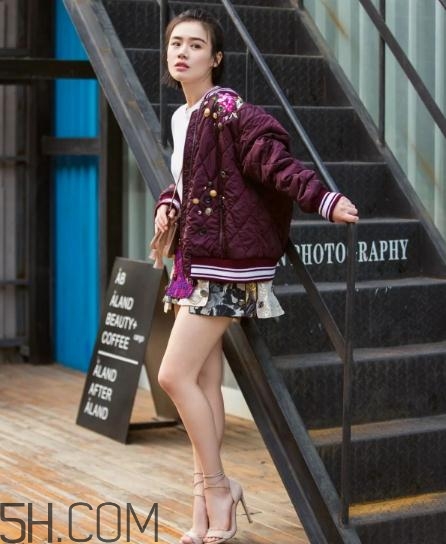棒球服怎么搭配？棒球外套搭配圖片