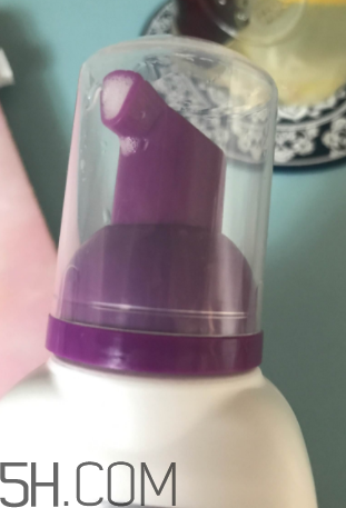 絲塔芙泡沫潔面乳怎么用？泡沫潔面乳用法