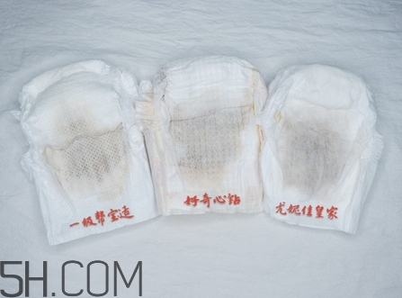 幫寶適好奇心鉆裝尤妮佳皇家紙尿褲哪個(gè)好_對(duì)比評(píng)測(cè)