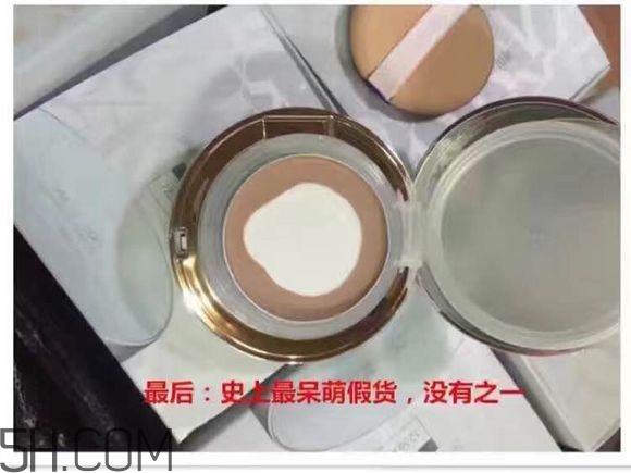 age20s氣墊好用嗎？age20愛(ài)敬水粉霜真假辨別對(duì)比圖