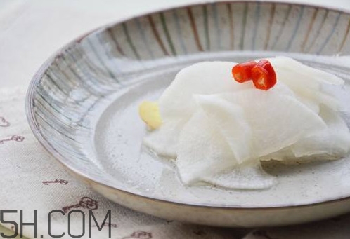 塑料瓶可以泡酸蘿卜嗎？泡蘿卜需要多少水和白醋