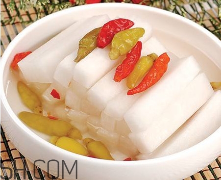 泡蘿卜用自來水還是冷開水？泡蘿卜的功效與作用