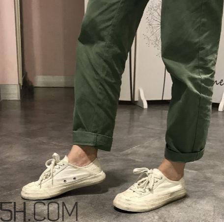 帆布鞋鞋底發(fā)黃怎么辦？帆布鞋鞋底怎么洗白？