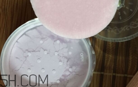 巧迪尚惠蜜粉好用嗎？巧迪尚惠散粉色號(hào)試色