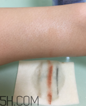露得清卸妝水怎么用？露得清卸妝水多少錢？