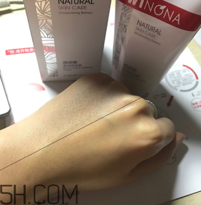 薇諾娜保濕霜怎么用？薇諾娜保濕霜使用心得