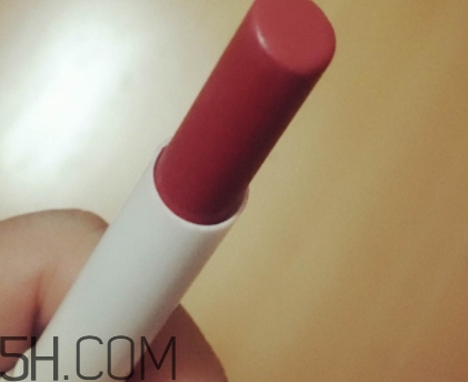 蒂詩顏口紅有毒嗎？蒂詩顏口紅安全嗎？