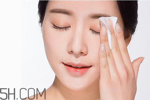 卸妝油如何卸眼妝？不化妝怎么用卸妝油？