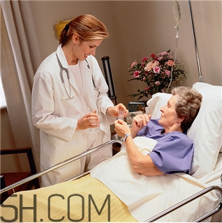 白內(nèi)障能治好嗎？白內(nèi)障能做二次手術(shù)嗎？