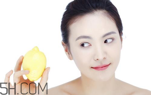 卸妝油可以祛痘嗎？卸妝油的錯誤用法