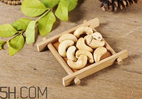 腰果是發(fā)物嗎？腰果有補(bǔ)腎的功效嗎