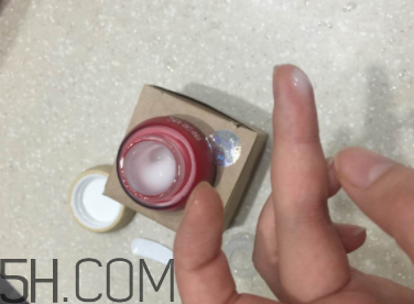 御泥坊紅石榴眼霜怎么樣？御泥坊紅石榴眼霜好用嗎？