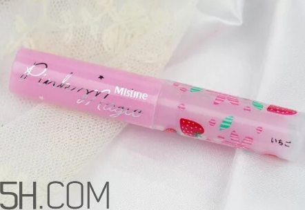 mistine草莓唇膏要不要卸妝？mistine草莓變色唇膏原理