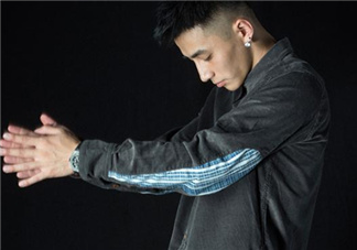 燈芯絨衣服怎么洗？燈芯絨衣服能用洗衣機(jī)洗嗎？