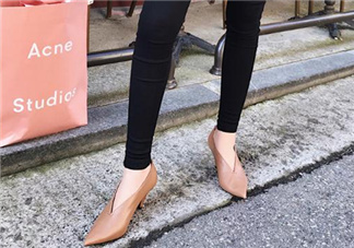 羊皮鞋會越穿越松嗎？羊皮鞋小了半碼怎么辦？