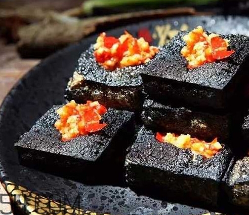 炸臭豆腐的汁怎么調(diào)？正宗臭豆腐制作方法