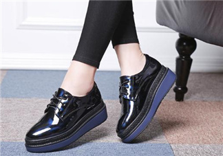 漆皮鞋劃痕怎樣處理？漆皮皮鞋劃痕怎么修復？