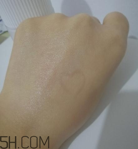 春紀(jì)素顏乳怎么用？春紀(jì)素顏乳使用方法